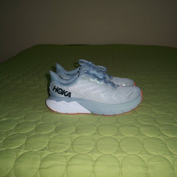 Hoka One One Women's Arahi 6 Light Blue/Grey Running Shoes Size 9D - Picture 1 of 16